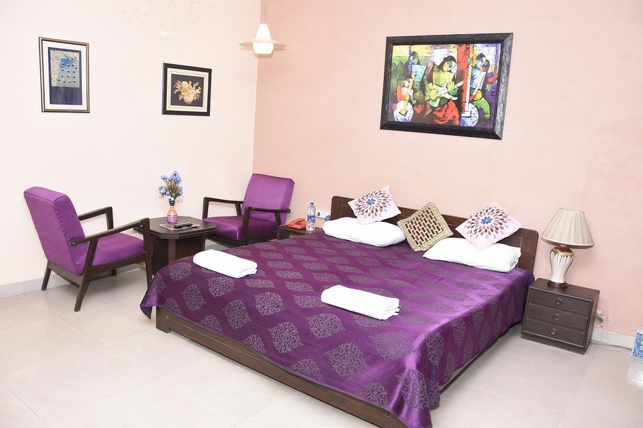 Modipur Hotel Rampur  Екстер'єр фото