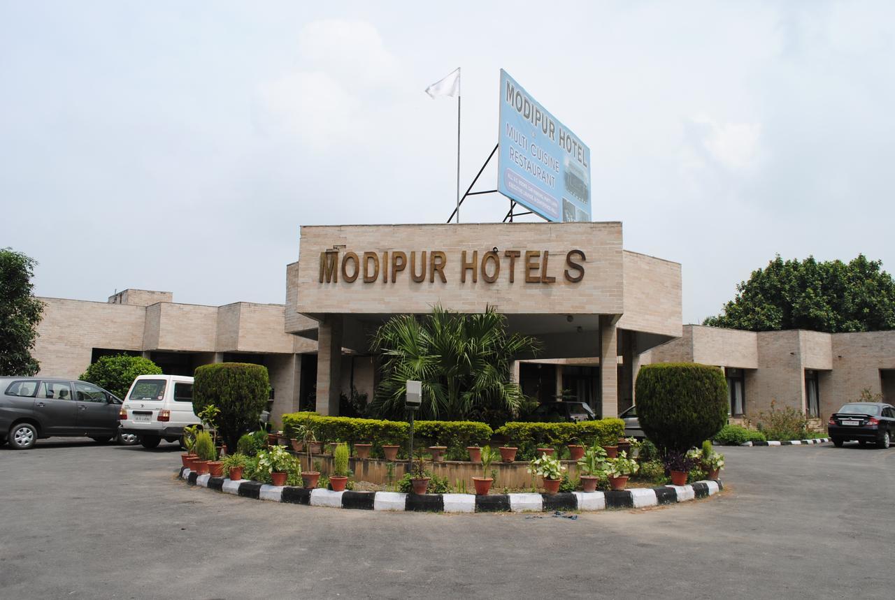 Modipur Hotel Rampur  Екстер'єр фото